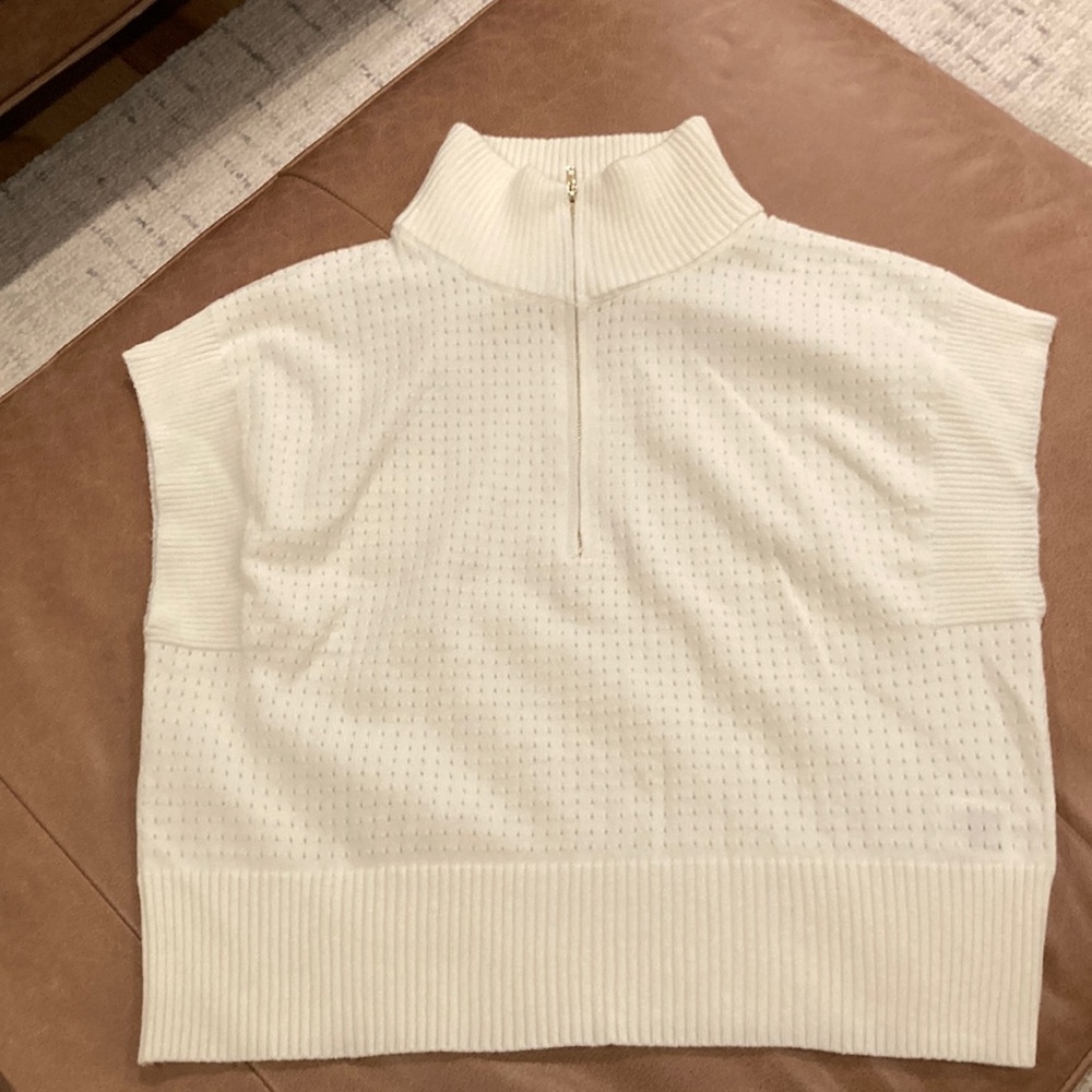 Women’s NWOT sweater